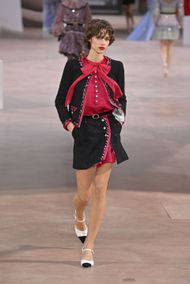 Chanel: Runway - Paris Fashion Week - Haute Couture Spring-Summer 2025 (Image via Getty)